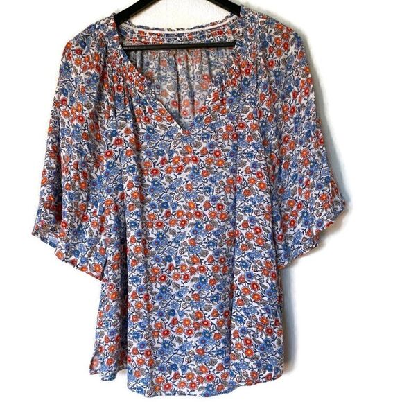 Cold Shoulder V-Neck Blouse with Swing Style Short Sleeve Size Small - Picture 1 of 6